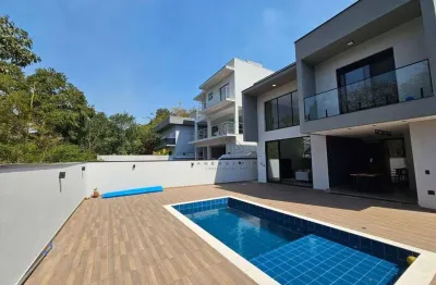Sobrado imponente em condominio fechado em atibaia com 05 dormitorios e 04 suites com closet