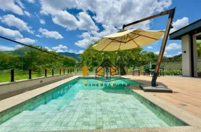 Casa terrea na melhor localização de atibaia com luxo, privacidade e lazer