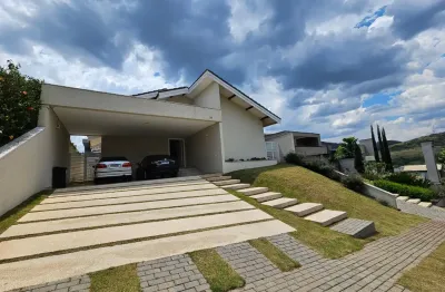 Casa terrea 03 suites com closet com espaço para piscina condominio figueira garden em atibaia