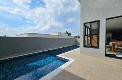 Sobrado lindo e novo com 04 quartos piscina amplo condominio terras de atibaia