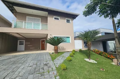 Sobrado para alugar condomínio fechado terras de atibaia i  com 3 dormitórios amplo gramado semi mobiliado area gourmet com churrasqueira e closet