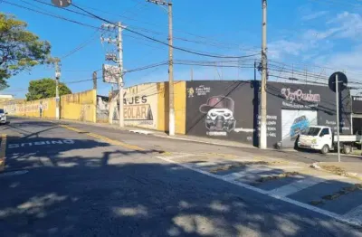 Terreno com benfeitorias - ideal para investidores e construtoras