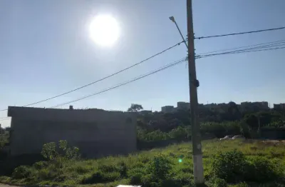 Terreno à venda no Altos da Santa Lúcia, Carapicuíba 