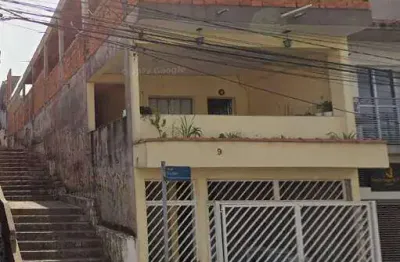 Casa assobradada - excelente oportunidade para ter sua casa própria!