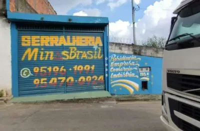 Excelente negócio! 02 casas 01 e salão renda -terreno de 278,0 m²