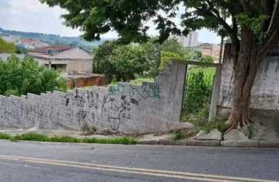 Terreno à venda na Vila Santa Terezinha, Carapicuíba 