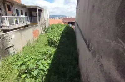 Terreno à venda no Altos da Santa Lúcia, Carapicuíba 