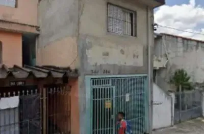 Casa à venda na Vila Capriotti, Carapicuíba 