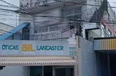 Oportunidade: andar comercial no calçadão de carapicuíba!