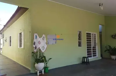Casa no núcleo residencial beija-flor i 3 quartos i 1 banheiro i 2 salas i 3 vagas