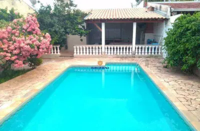 Casa para venda na vila souto com 3 quartos sendo 1 suíte, 4 vagas de garagem