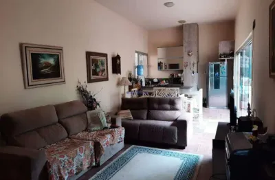 Casa com 3 quartos à venda na Vila Silva Pinto, Bauru 