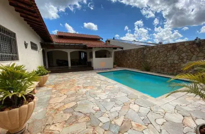 Casa com 5 quartos à venda no Jardim Estoril II, Bauru 