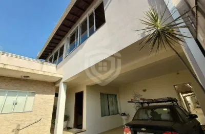 Casa bela vista | 3 quartos | 1 suíte | 3 salas | 4 vagas