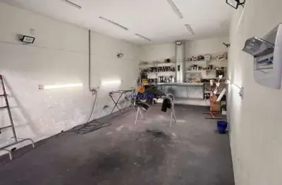 Barracão vila idependência 150m² | 1 escritorio | 1 banheiro | mezanino
