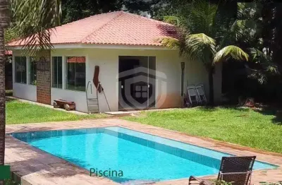 Chácara alto padrão no condomínio flamboyant, 3 suítes com closet, 6 banheiros