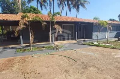Chácara / sítio com 5 quartos à venda na Zona Rural, Arealva 