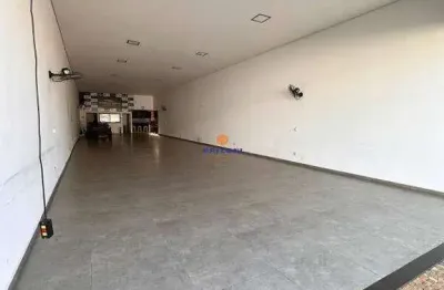 Salão comercial 225m² | 1 escritorio | 1 banheiro | 15 vagas
