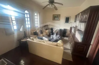 Casa com 3 quartos à venda no Jardim Bela Vista, Bauru 