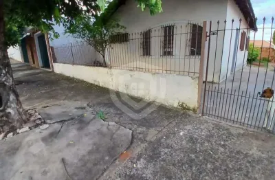 Casa com 3 quartos à venda na Vila Souto, Bauru 