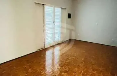 Casa para venda com 360m2 na gustavo maciel, excelente localização e corredor comercial