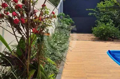 Casa em condomínio | 03 quartos, sendo 2 suítes | vale florido