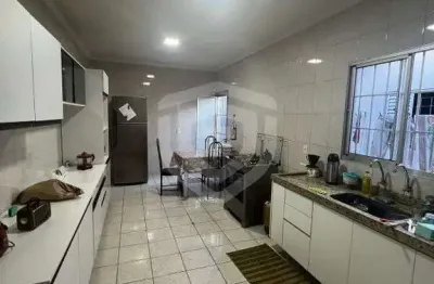 Casa a venda no condomínio bosque da saúde em bauru