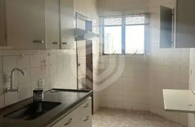 Apartamento edifício araucária dois quartos sendo 1 suíte - 1 vaga de garagem.