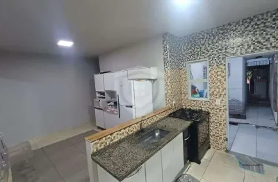 Casa com 2 quartos à venda no Parque Santa Cândida, Bauru 