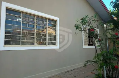 Casa com 3 quartos à venda no Jardim Nova Esperança, Bauru 