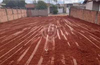 Terreno à venda no Parque Roosevelt, Bauru 