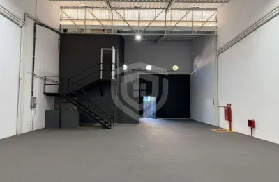 Barracão comercial para locação com cerca de 530m² de área construída -vila engler