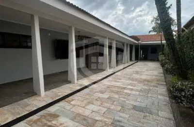 Casa com 4 quartos à venda no Jardim América, Bauru 