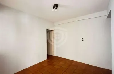 Casa com 2 quartos para alugar no Jardim Paulista, Bauru 