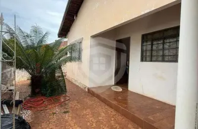 Casa com 2 quartos à venda na Vila Industrial, Bauru 