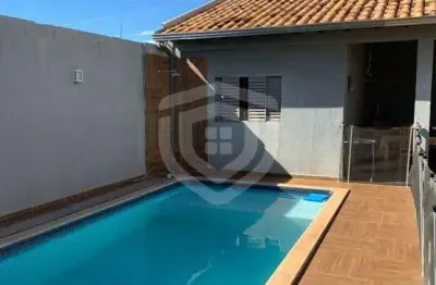 Casa para venda com 4 quartos 270m²- Vila São João da Boa Vista