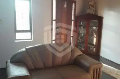 Casa Sobrado com salões comerciais à venda com 4 quartos no Jardim Bela Vista Bauru