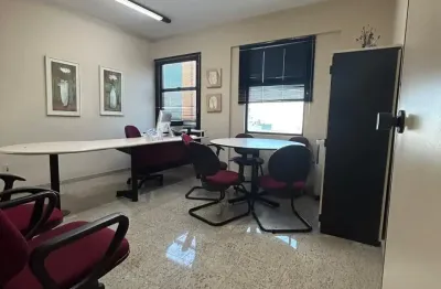 Sala comercial mobiliada - 33m² - excelente localização