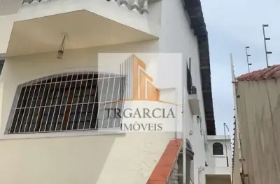 Casa sobrado em vila formosa - sp: 240m², 3 quartos, 3 banheiros e suíte por r$ 1.100.000