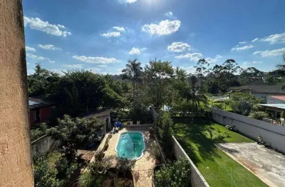 Casa à venda em cotia, jardim ipês, com 3 suítes, com 360.82 m²