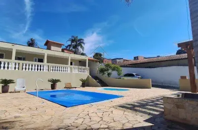 Chácara à venda em cotia, pununduva, com 2 suítes, com 968 m²