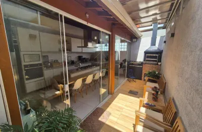 Casa à venda em vargem grande paulista, tijuco preto, com 2 quartos, com 90 m²