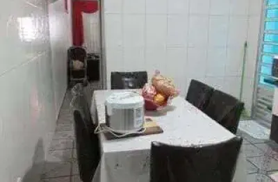 Casa com 3 dorms(1 suíte), área gourmet e 2 vagas na vila engenho novo em baruer