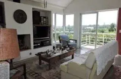 Casa no cond. palos verdes - linda vista e espaço gourmet!
