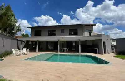 Alphaville 5 - casa com 430m², 3 dorm (3 suítes), piscina e área gourmet com chu