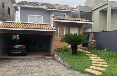 Nova paulista - casa com 220m², 3 dorm (1 suíte), 4 vagas e área gourmet com chu