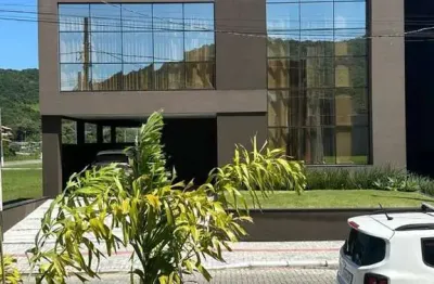 Casa alto padrão mobiliada praia de zimbros bombinhas/sc