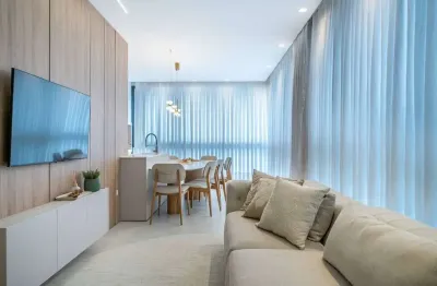 East wind - apartamento 3 quartos(2 suítes) decorado 202 vista mar na praia de mariscal
