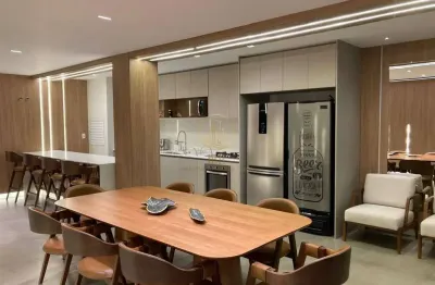 Sobrado alto padrao com 4 quartos - a 100 metros da praia de morrinhos, bombinhas - sc