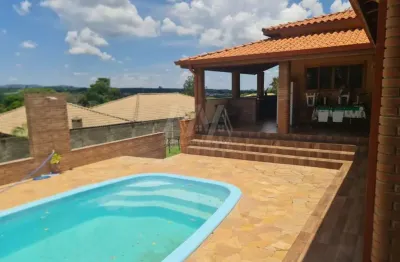 Chácara para Venda em Sorocaba, Caguassu, 2 dormitórios, 2 suítes, 2 banheiros